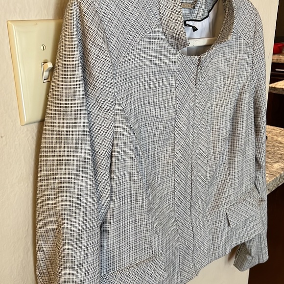 Micro Plaid Blazer with zipper White House Black Market Size 14 - Picture 2 of 6